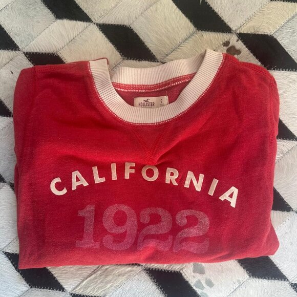 2/$20 HOLLISTER PL RETRO CREWNECK - Picture 4 of 4